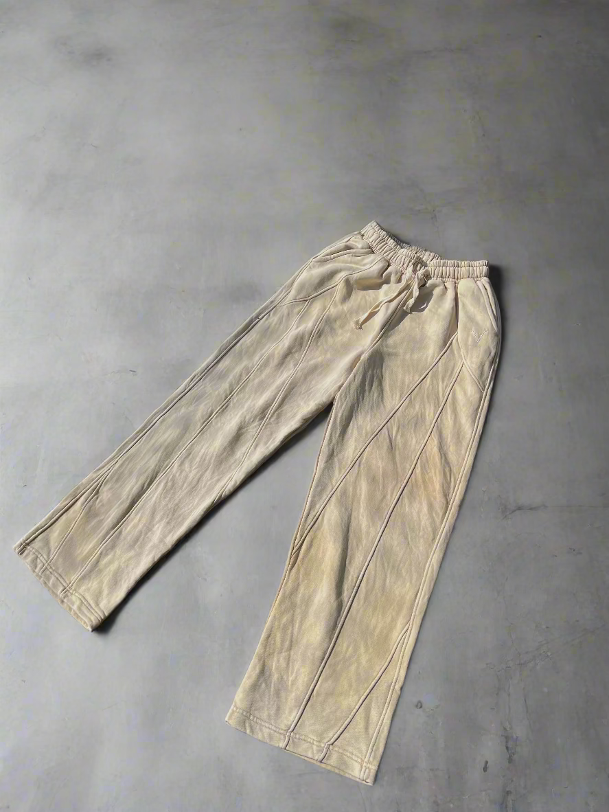 V Stamp Biege SweatPants