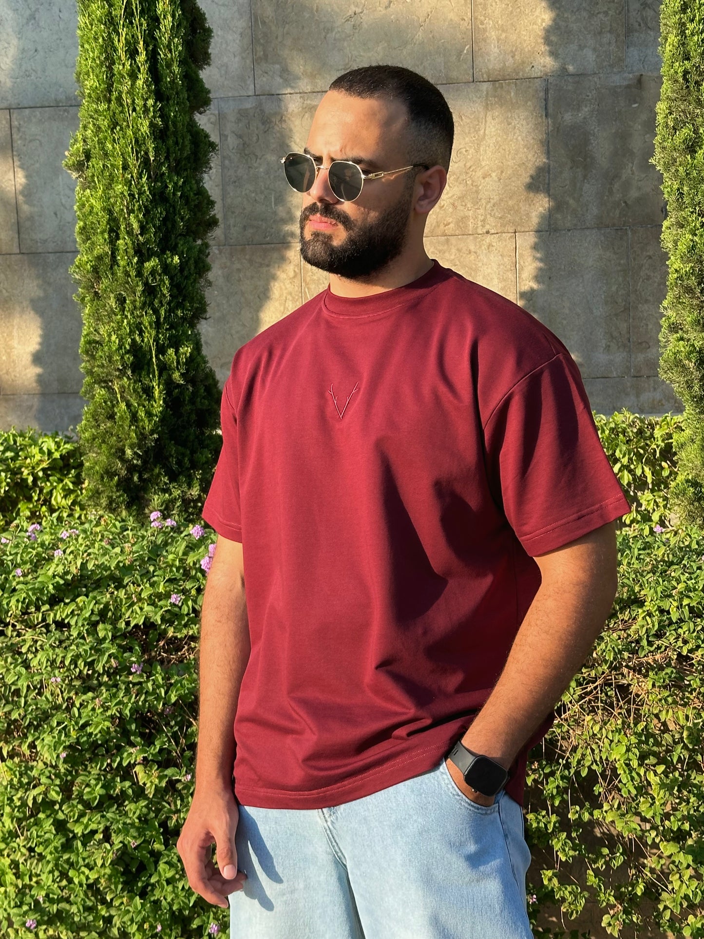 V Stamp Burgundy T-shirt