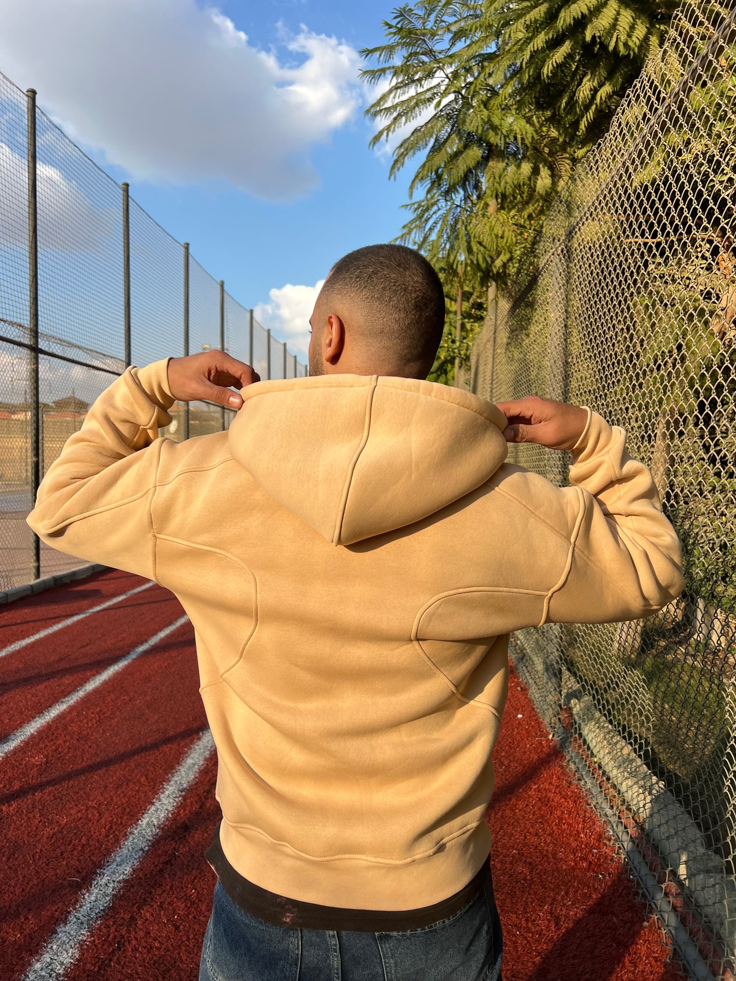 Essential Zip-Up sandstone Hoodie